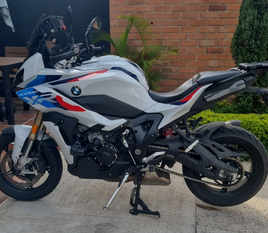 BMW S1000XR