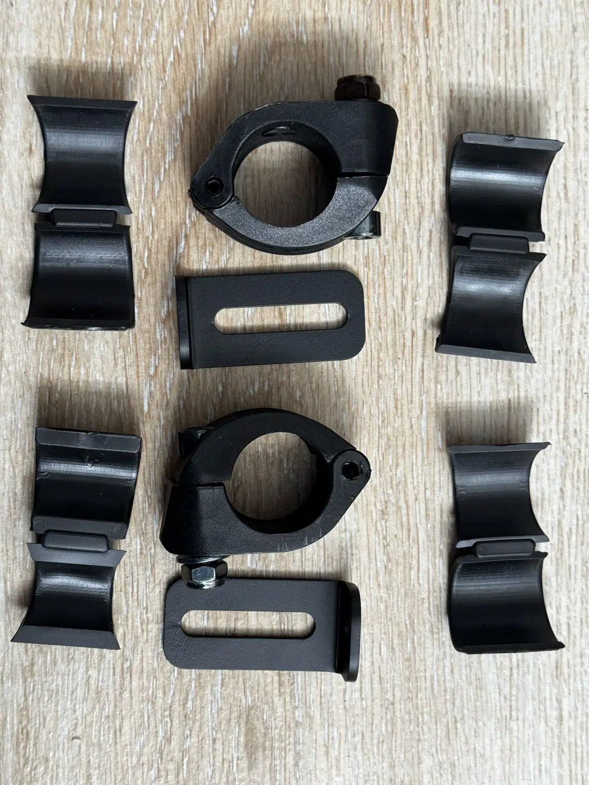 Maxim - Soporte de exploradoras plastico con extensor para Barras